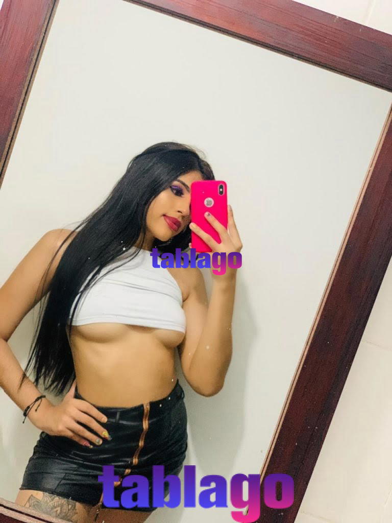 VIOLETA PRIMERA REINA EN CHILE 18 AÑOS