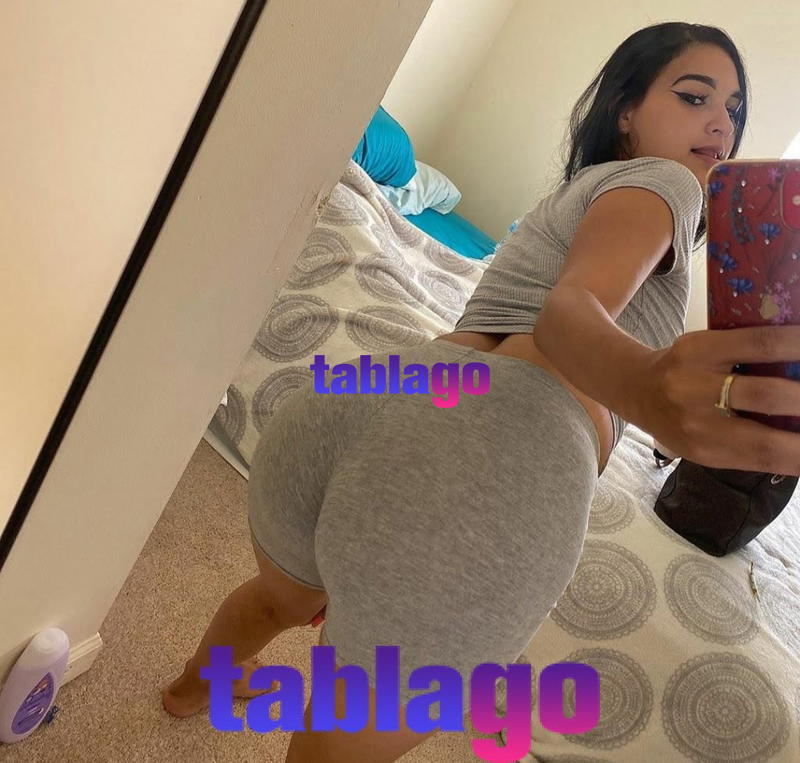 Señorita de grandes atributos 24 añitos, por pocos días, con lugar céntrico y discreto.. APASIONADA Cariñosa y juguetona