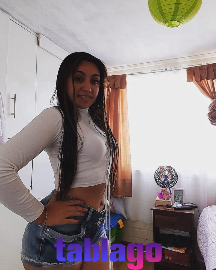 María jovencita ardiente y cariñosa