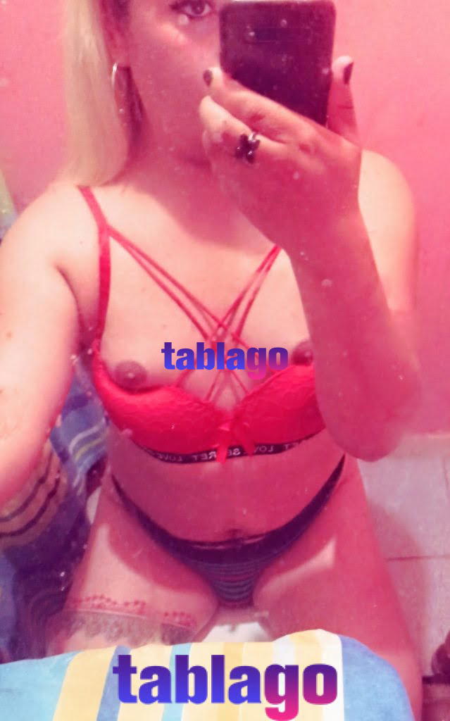 Rubia caliente en la calera