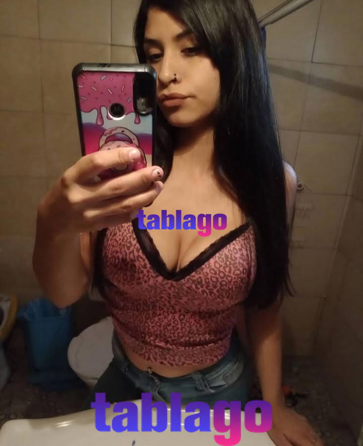 Paulina super fogoza en la cama para complacerte