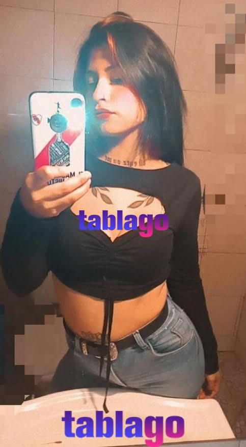 Paulina super fogoza en la cama para complacerte