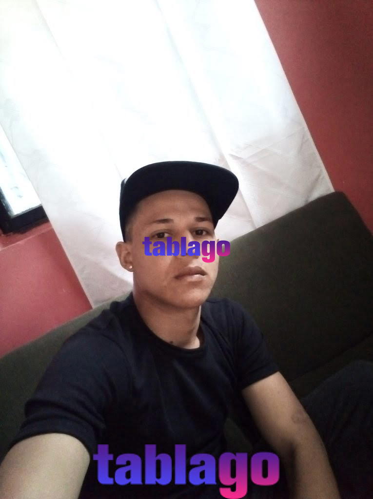 🍆💎 Recién llegado a la ciudad 🇨🇱 Activo 100% con un pico 17cm 🍆grandes cocos👌 dispuesto a complacerte