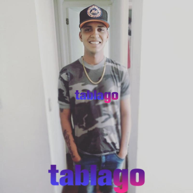 Venezolano, Caliente, Fuerte, Morboso, Quiero cumplir tus fantasías.