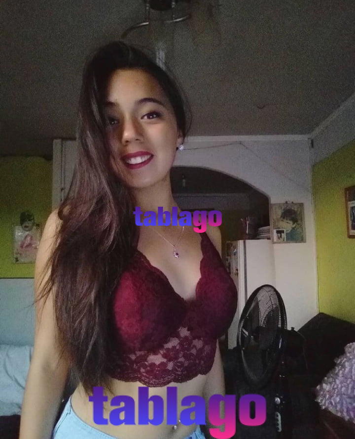 Camila bien caliente