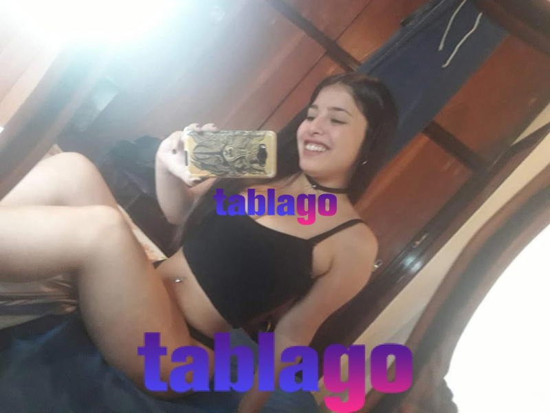 Lolita buena para el pico