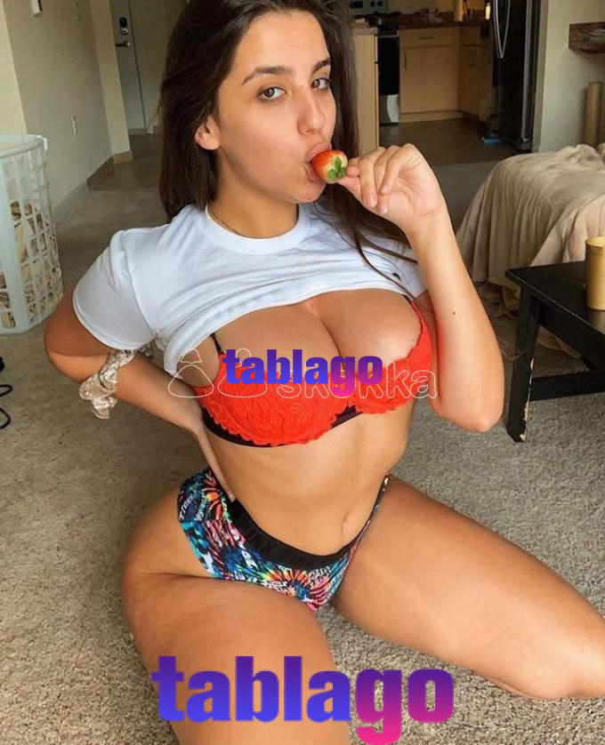 ANTONELLA DISPUESTA Y MUY COMPLACIENTE😘