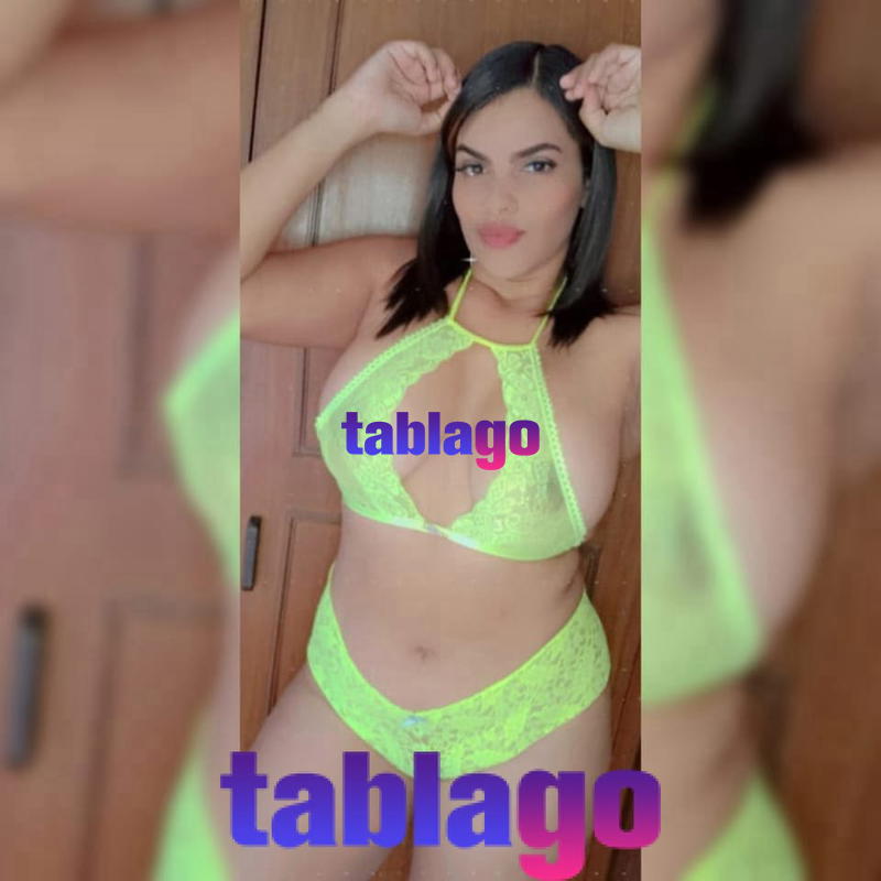 Lindas latinas calientes y juguetonas