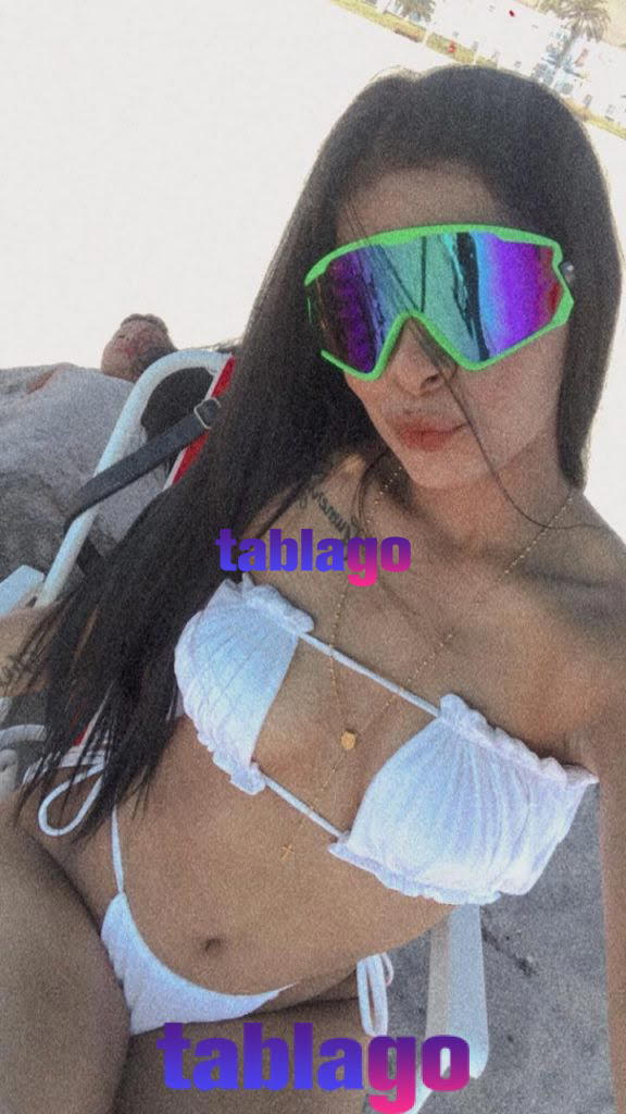 Lindas latinas calientes y juguetonas