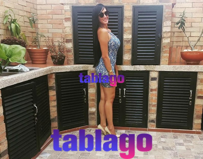 Lindas latinas calientes y juguetonas