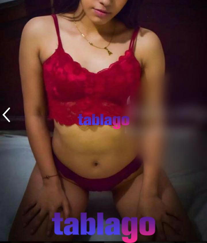 Cleo recién llegada Calientita para ti mi lindo 😈hago las poses que mas te gusten