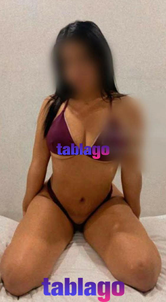 Cleo recién llegada Calientita para ti mi lindo 😈hago las poses que mas te gusten