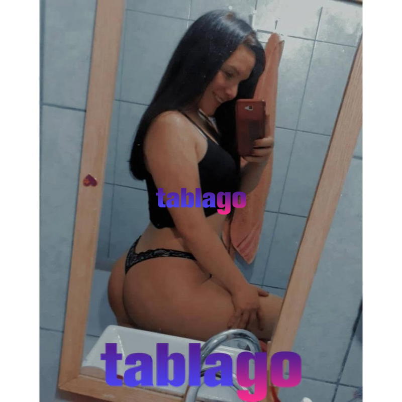 Hola soy una chica atrevida en la cama Camila que espera por ti y satisfacer toda tu fantasía mi amor conmigo