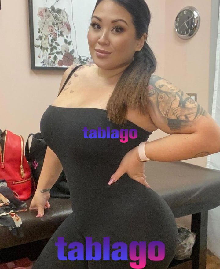 Hola soy emi tengo 26 añittos dispuesta a todo