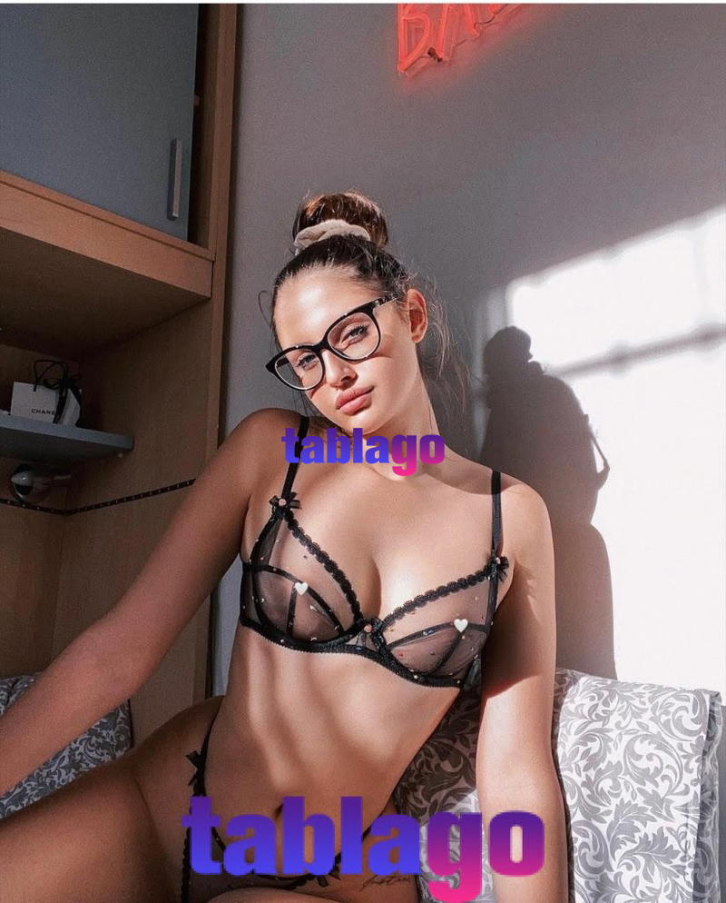 Hola me llamo Camila tengo 25 años