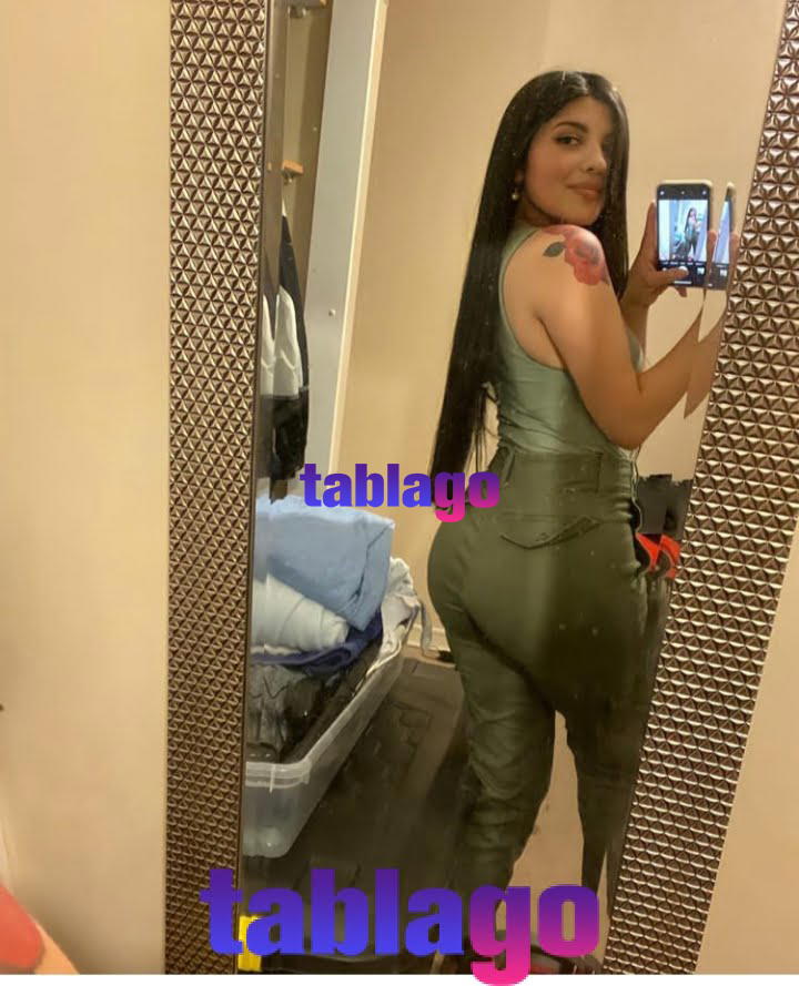 Charlotte muy bonita