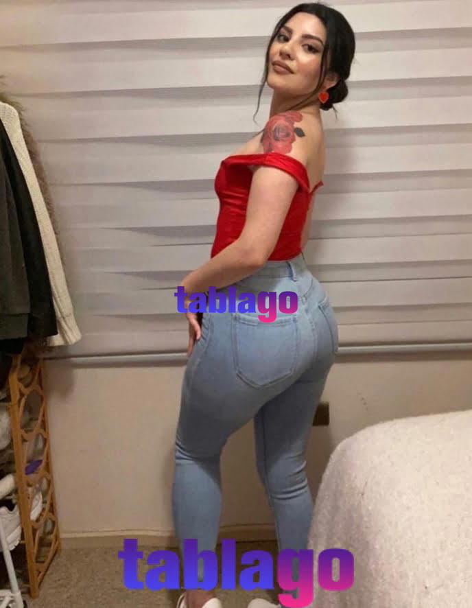 Charlotte muy bonita