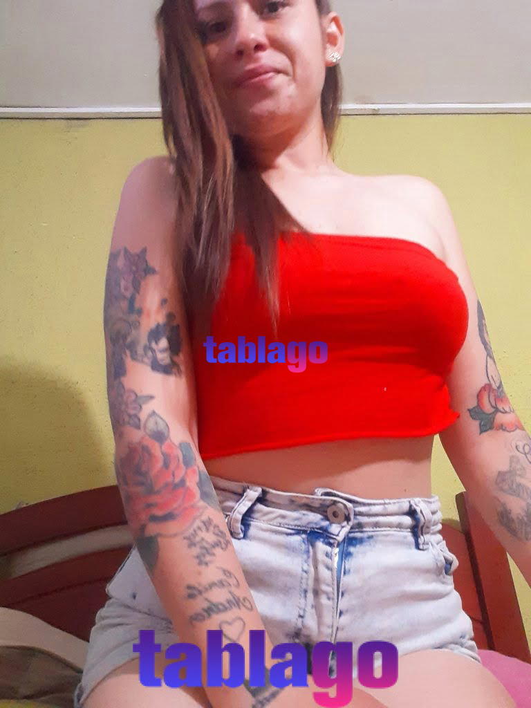 Colorina blanquita nalgona pecosa ardiente