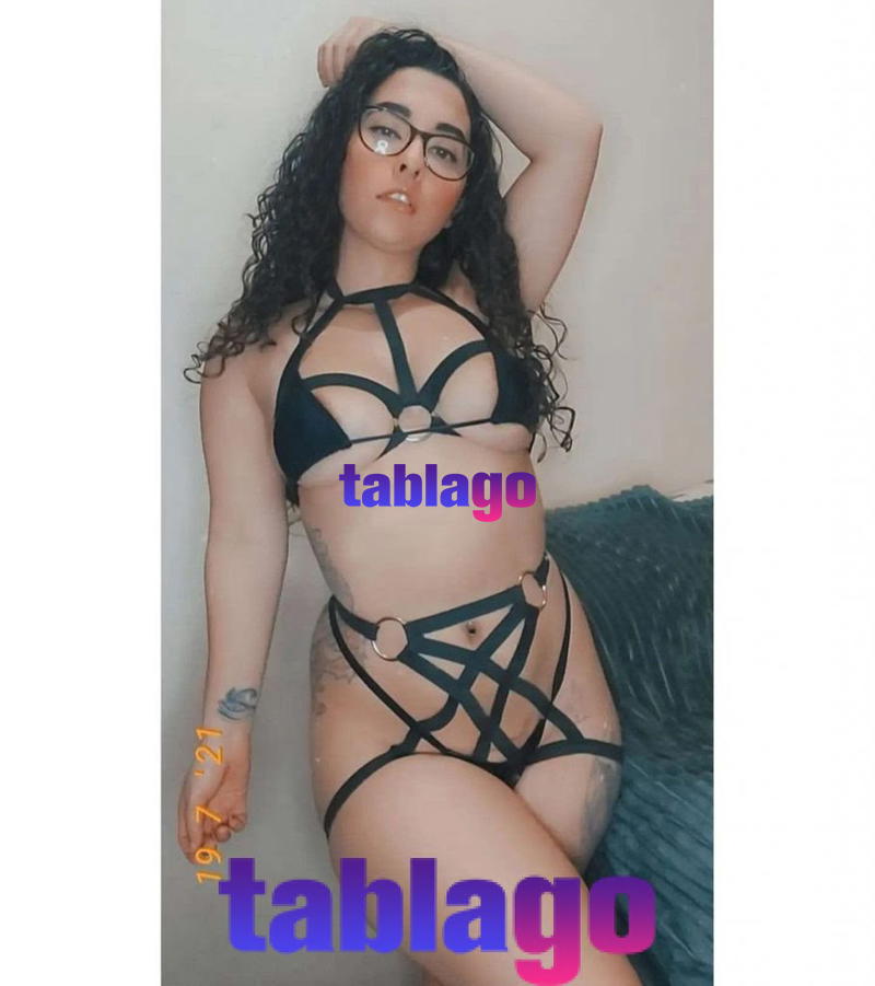 Antonia caliente garganta profunda y anales