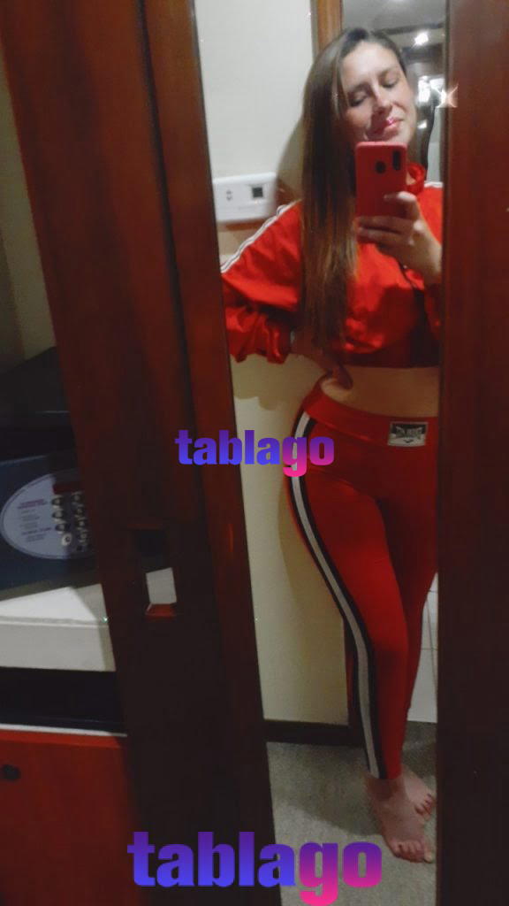 Colorina blanquita nalgona pecosa ardiente