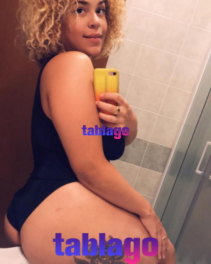 HOLA SOY CAMILA SOY UNA CHICA DES COMPLICADA VEN A PASAR UN DIA DIFRENTE