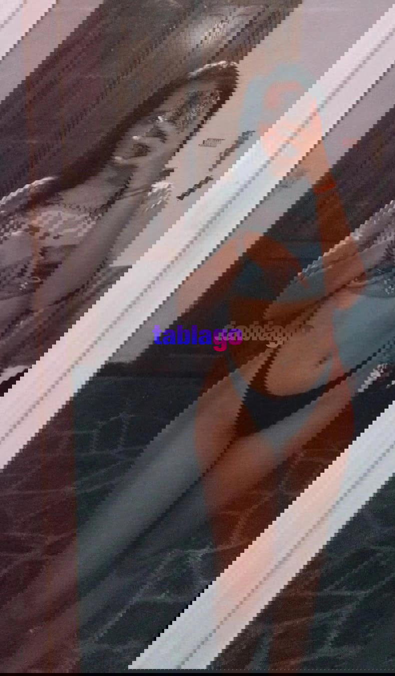 Hola mis amores mi nombre constanza 25 años caguana