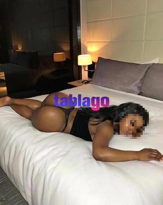 Karensita jugetona foto real