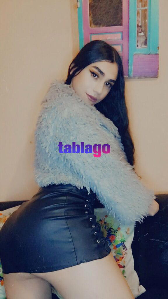 Alejandra disfruta de mi compañia bebe