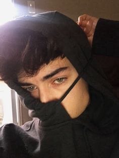 Joven de compañía viña del mar