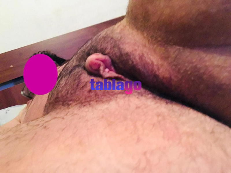 Hombre Trans FTM ardiente y complaciente