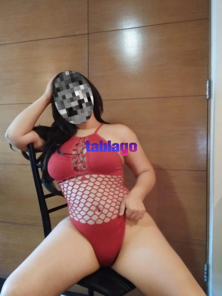HERMOSA ANDREA COLOMBIANA MASAJISTA Y ESCORT DISPONIBLE