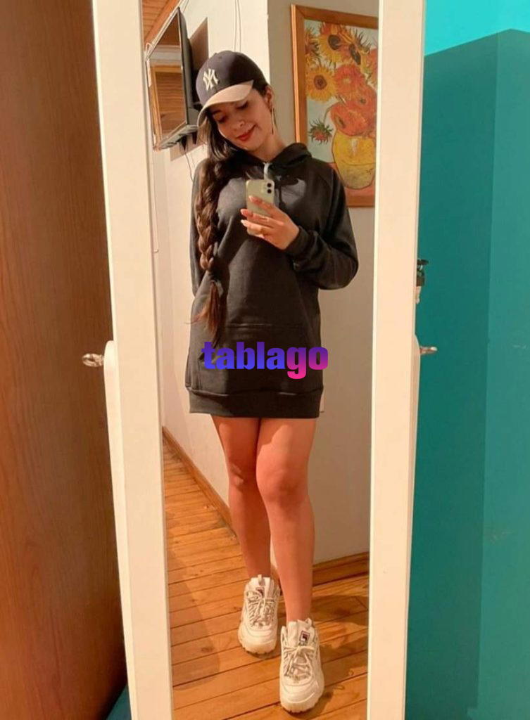 Estefania esquisita teen