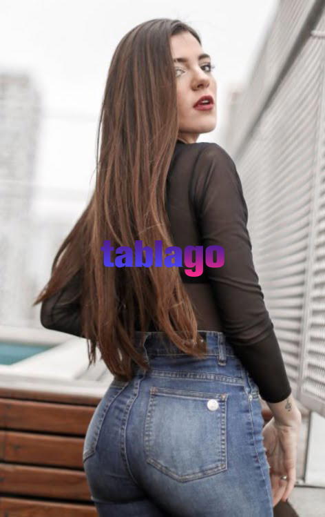 Vanesa sexy atrevida dispuesta a complacer tus fantasías