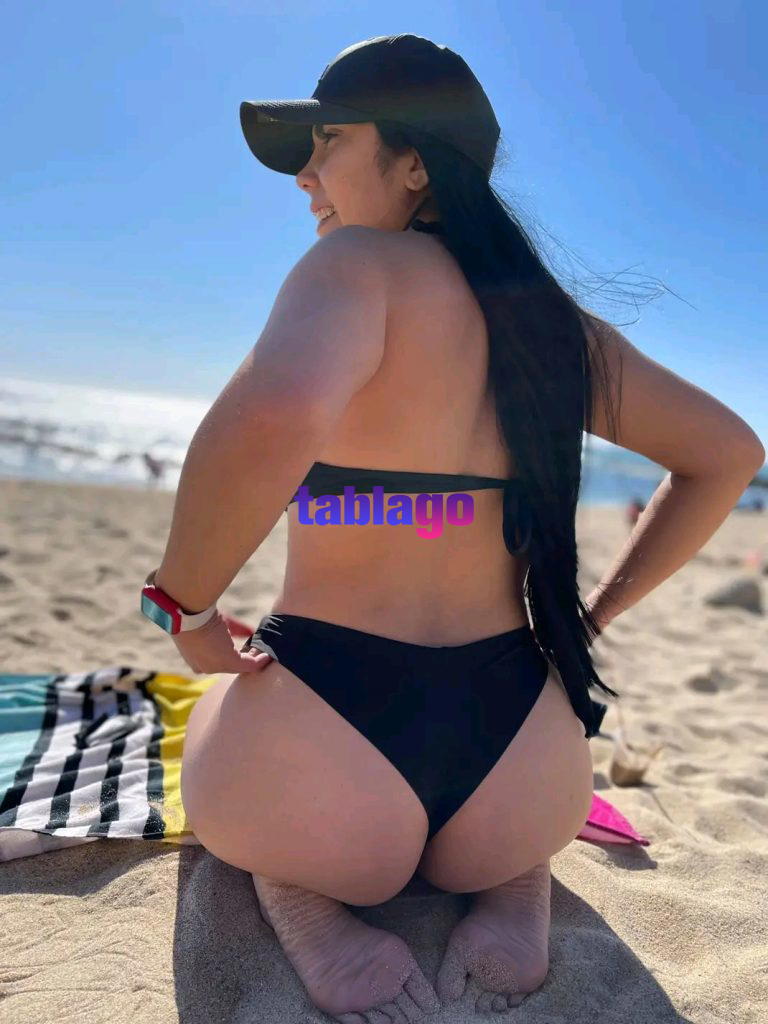 Caliente y atractiva y besadoraa