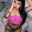 Hola tengo 23 años mi juguetona y encantadora me encanta todo tipo de voces