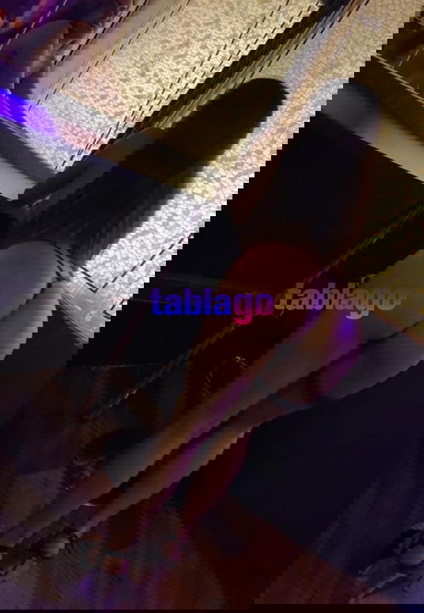 Perra sutra ardiente ninfomana culona tetona complaciente en todo sin límites