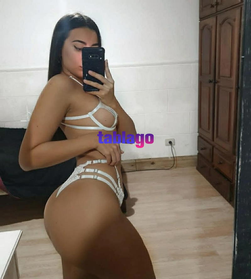 Cyntiha con 24 añitos