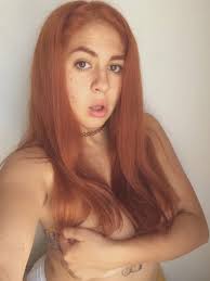 Bárbara ardiente con 25 años