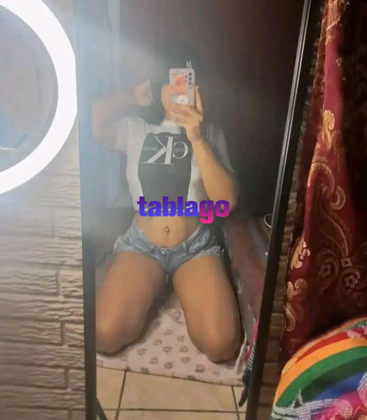 hola soy la Carlita tengo 18 años encuentros apasionados masajes eróticos