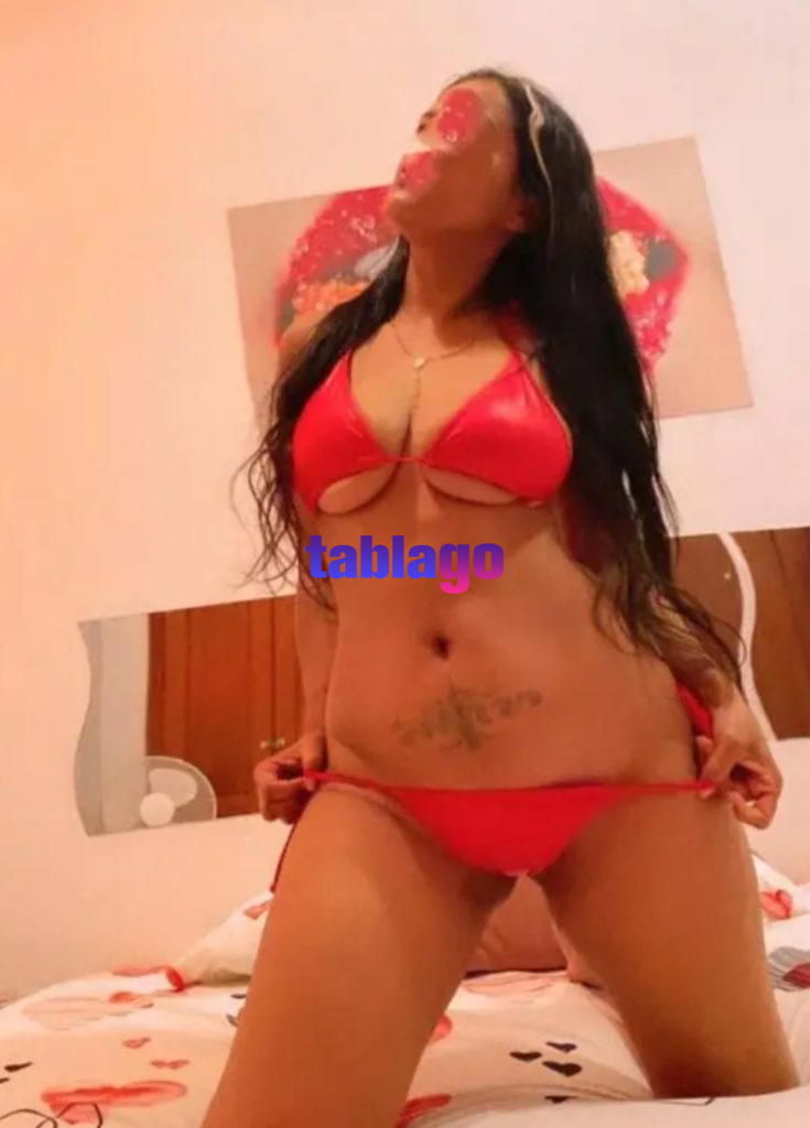 Bella y simpatica chica a domicilio