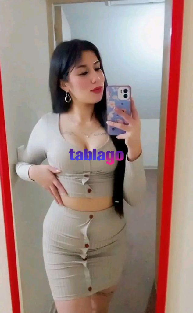 Soy muy caliente cumplo fantasías sexuales