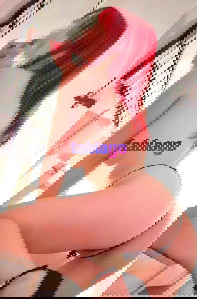 Pelirroja universitaria ninfomana villa alemana