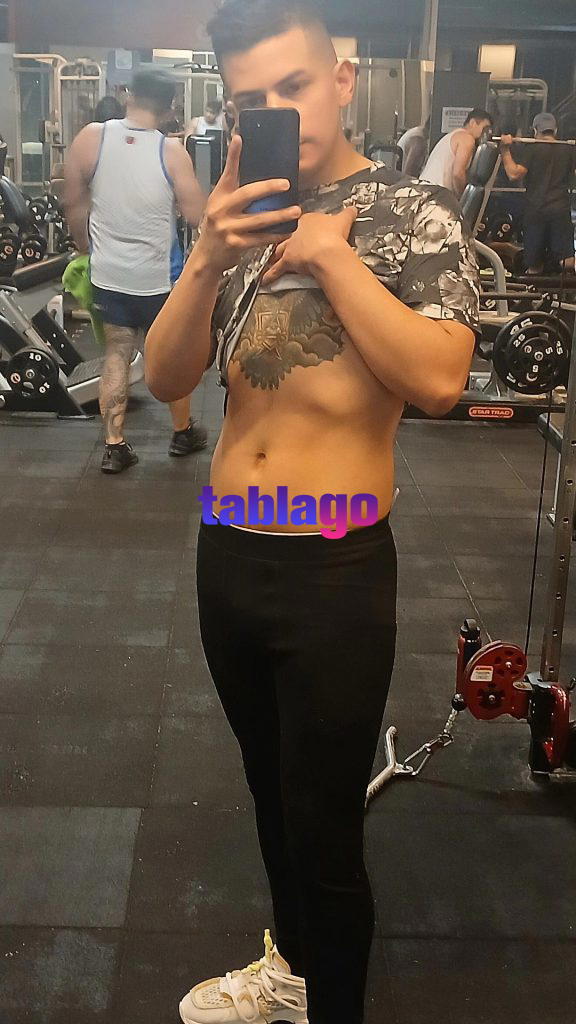 ADAN Colombiano Masajista Solo Domicilios