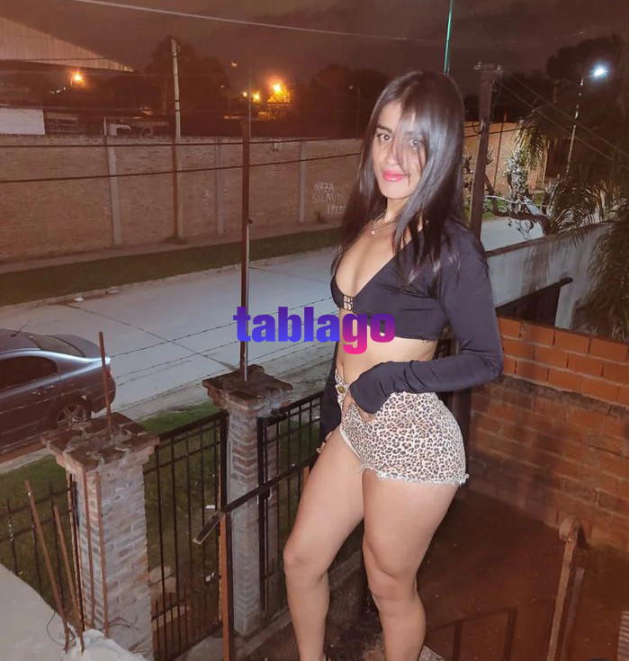 Antonela ardiente juguetona 23