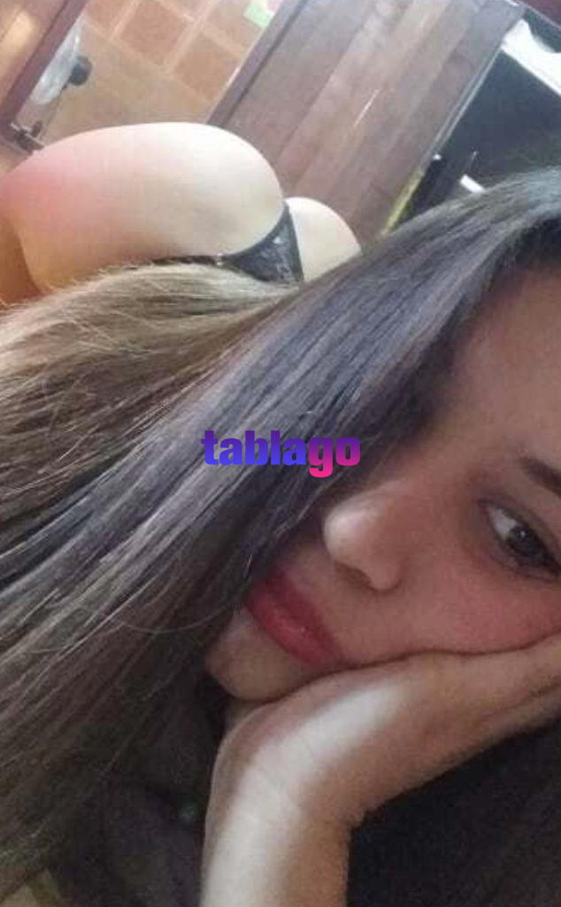 Natacha simpática y juguetona cariñosa