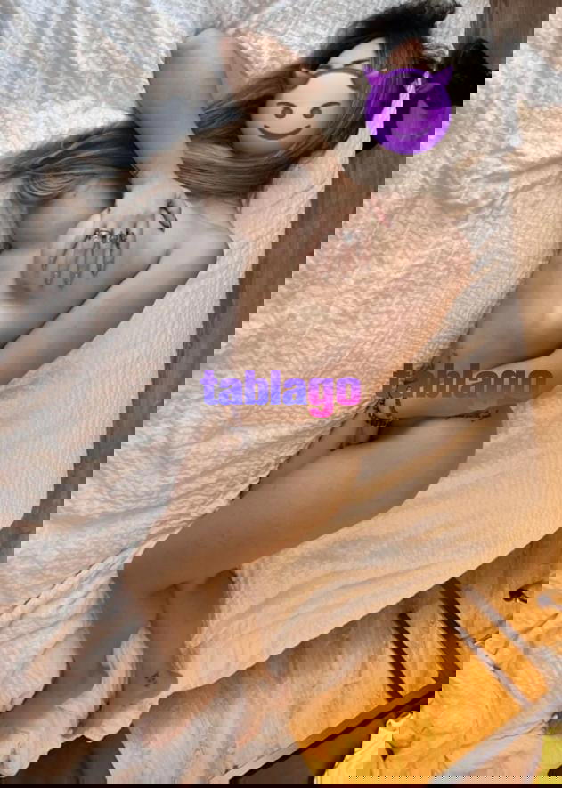 M culoncita rica garganta profunda lo chupo rico bebé sin condón