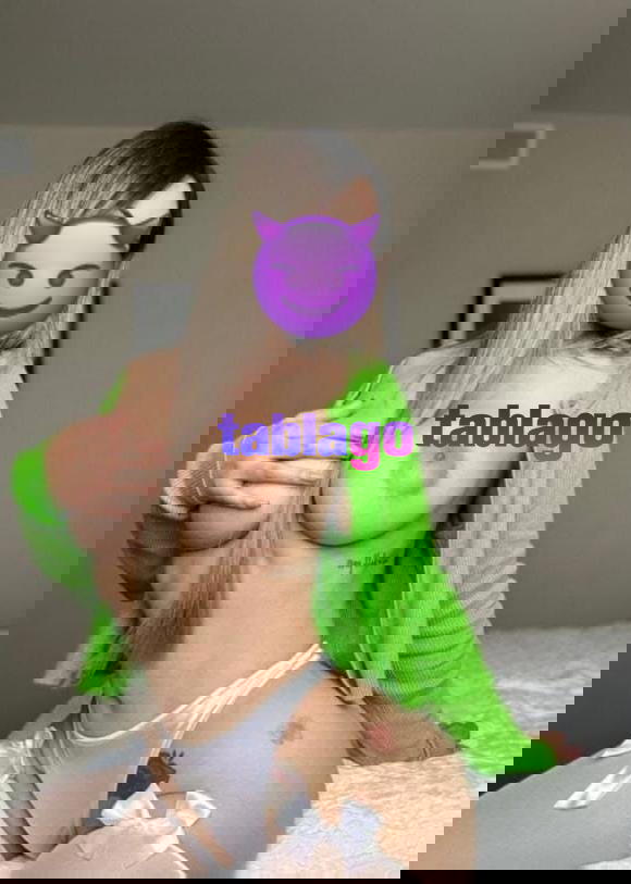 M culoncita rica garganta profunda lo chupo rico bebé sin condón