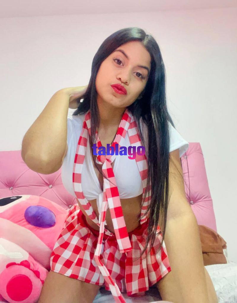 Holis mor soy una dulce bb con un rico cuerpo y un un Rostro Angelical,  con una piel suave, pechos Hermosos y risueña