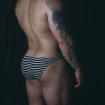 Macho ardiente potente morboso sexi baronil