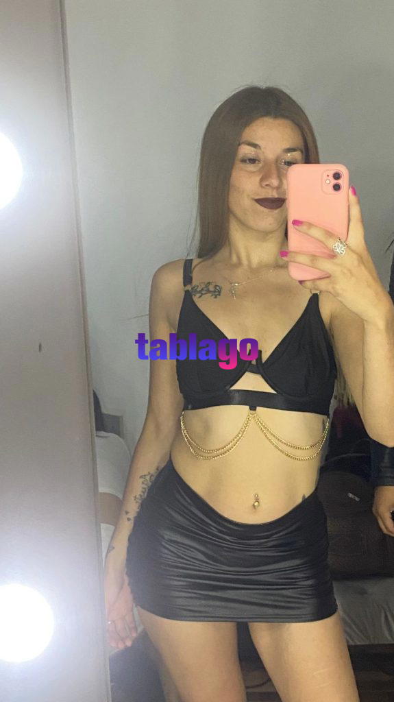 Javiera, Chilena rubia adicta a pasarla bien y el sexo